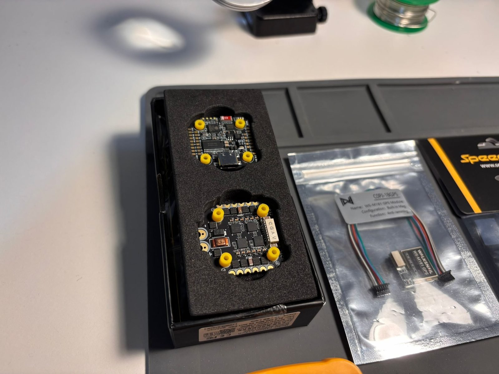 Placa controladora de vuelo: el cerebro del dron.
